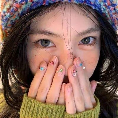 摄影师贝尔蒂与海豚零距离